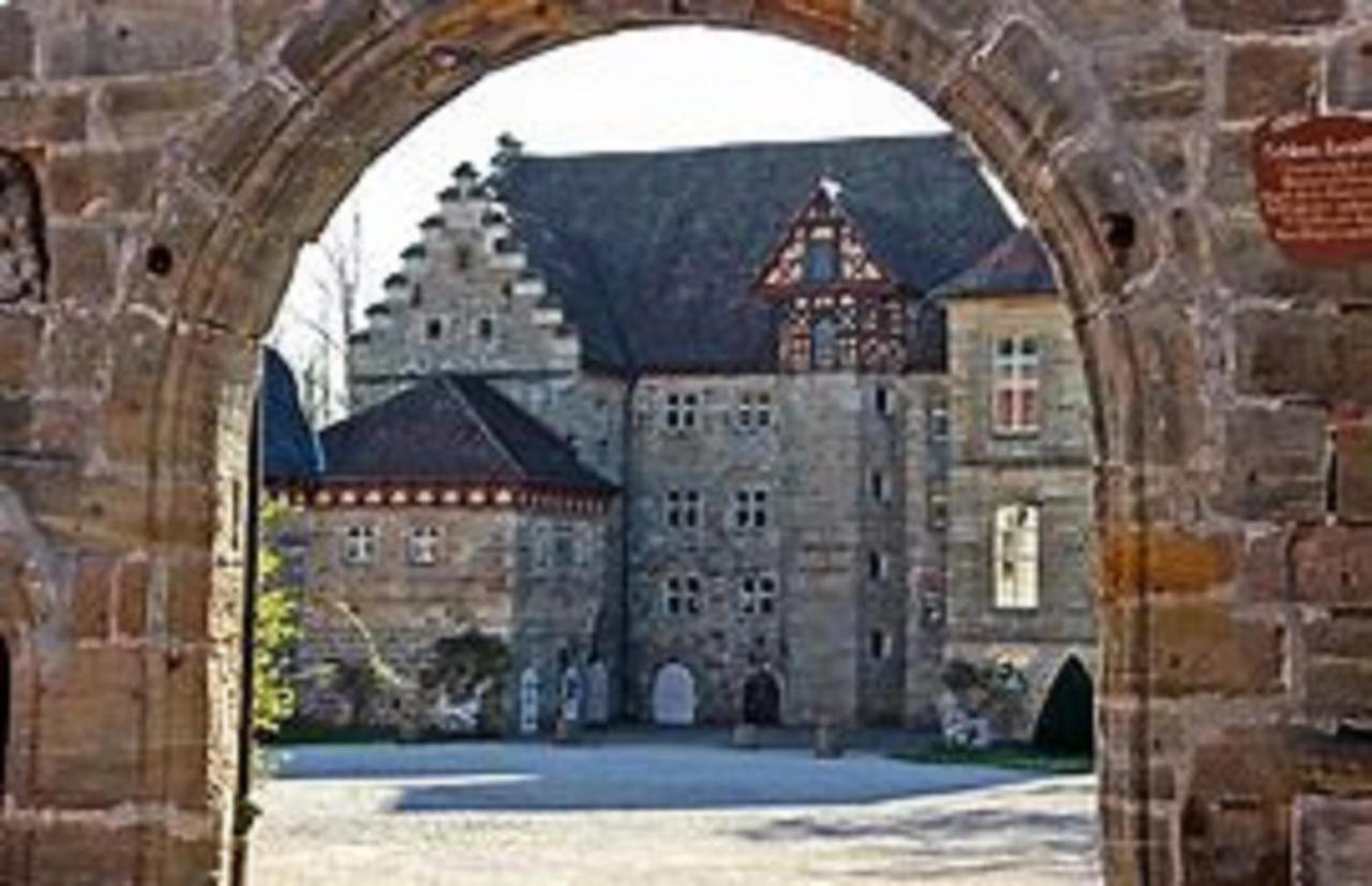 Gutsverwaltung Schloss Eyrichshof Ebern Экстерьер фото